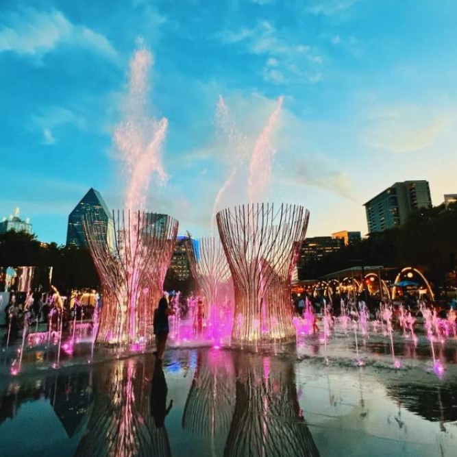 Pyramid Bloom Architectural Fountain